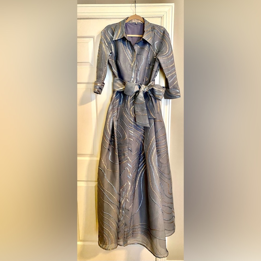 Teri Jon three-quarter sleeve metallic shirt waist gown